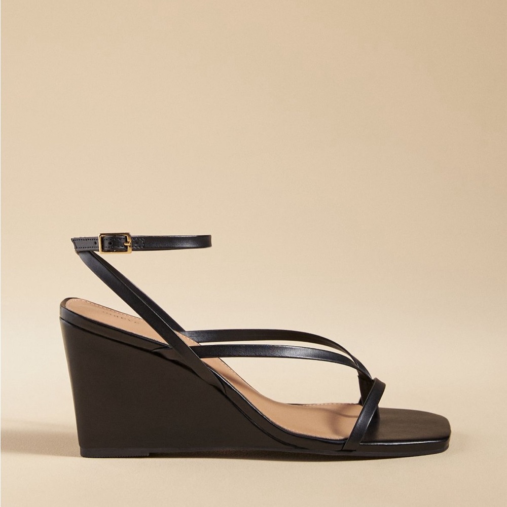 SOLD BNWT Anthropologie maeve strappy black wedges